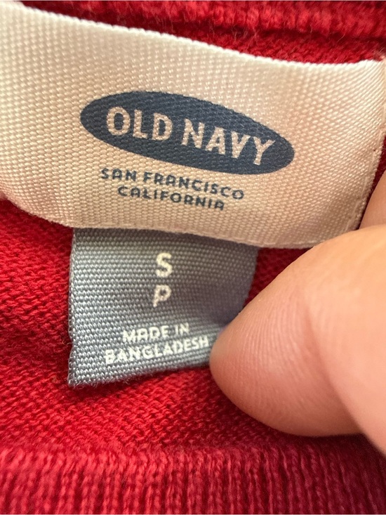 Old Navy Sweaters - Old Navy Red Crewneck Knit Top